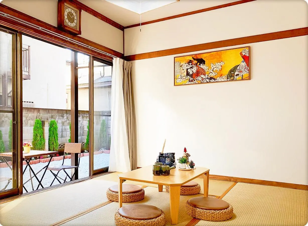 Shinjuku & Shibuya Happy Louis House Apartment Tokyo Homestay