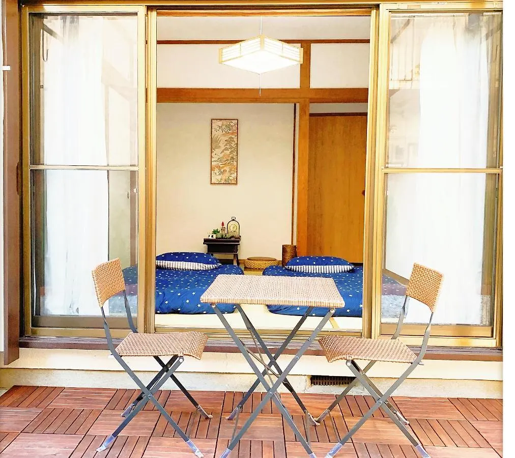 Shinjuku & Shibuya Happy Louis House Apartment Tokyo Homestay