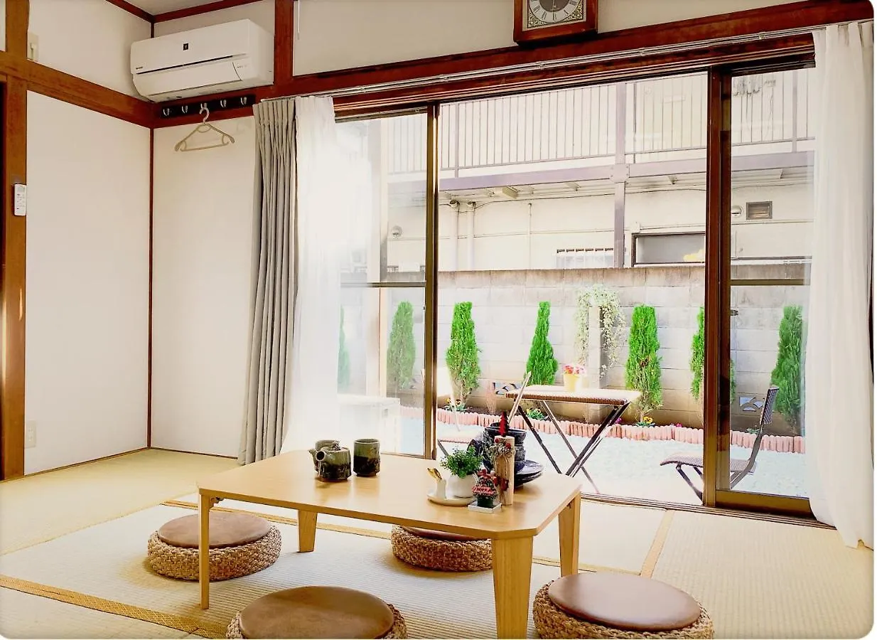 Shinjuku & Shibuya Happy Louis House Apartment Tokyo Homestay
