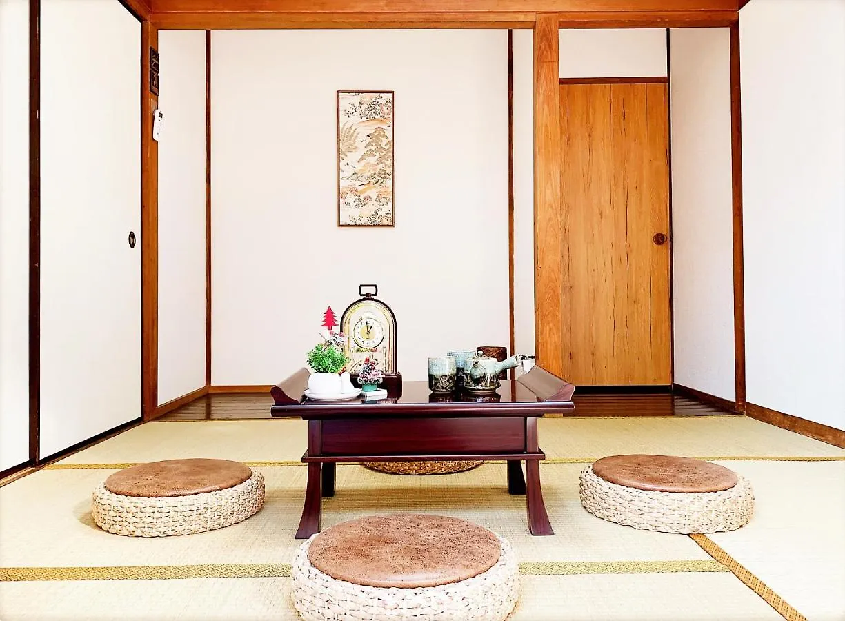 Shinjuku & Shibuya Happy Louis House Apartment Tokyo 0*,  Japan